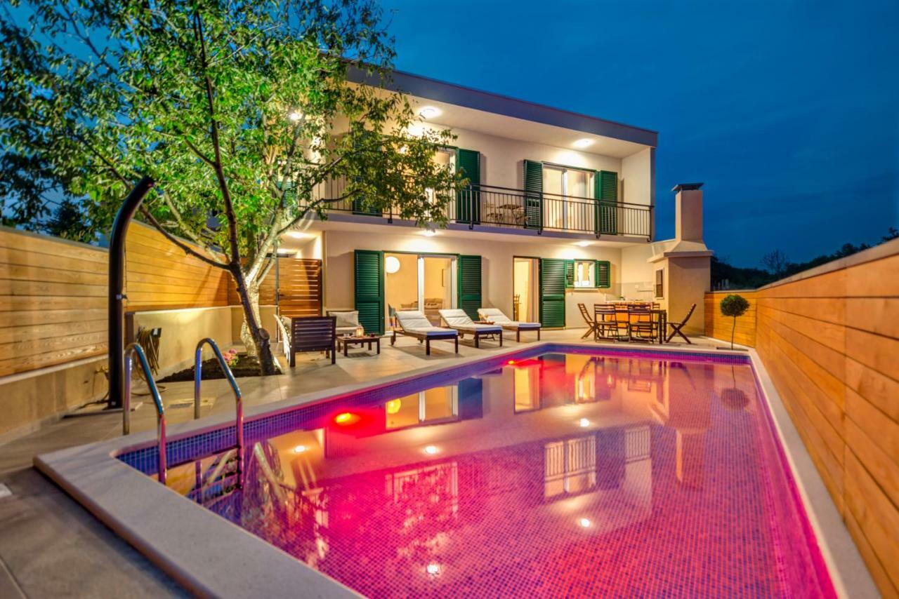 Villa Nika Bisko Екстер'єр фото