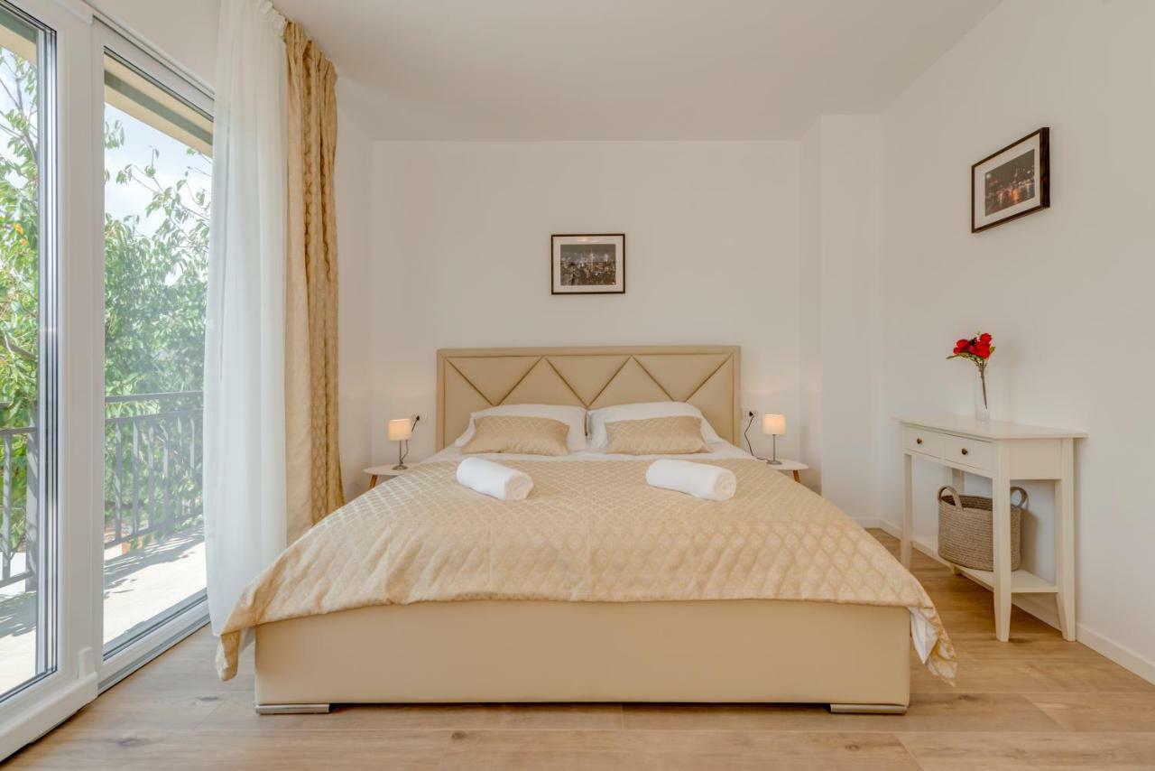 Villa Nika Bisko Екстер'єр фото